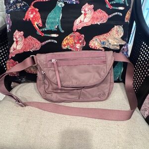 Lululemon Mauve/Purple Crossbody Bag